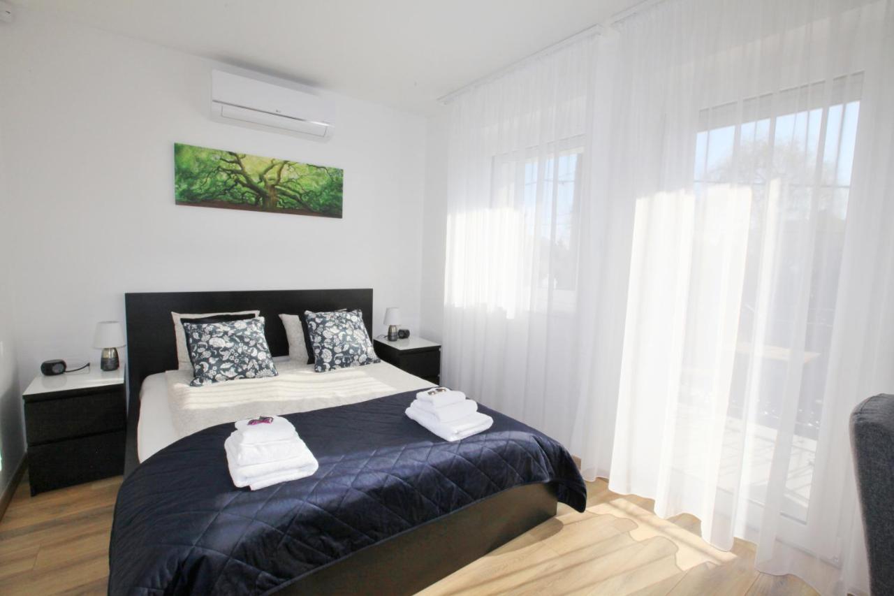Paskal-Lux Apartments With Free Parking And Ac Budapeste Exterior foto